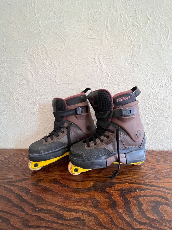 RAZOR skates Men’s size 9 1/2 LIKE NEW main image 6
